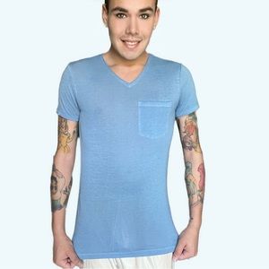 H&M light Blue Extra Small V neck T shirt with pocket great condition